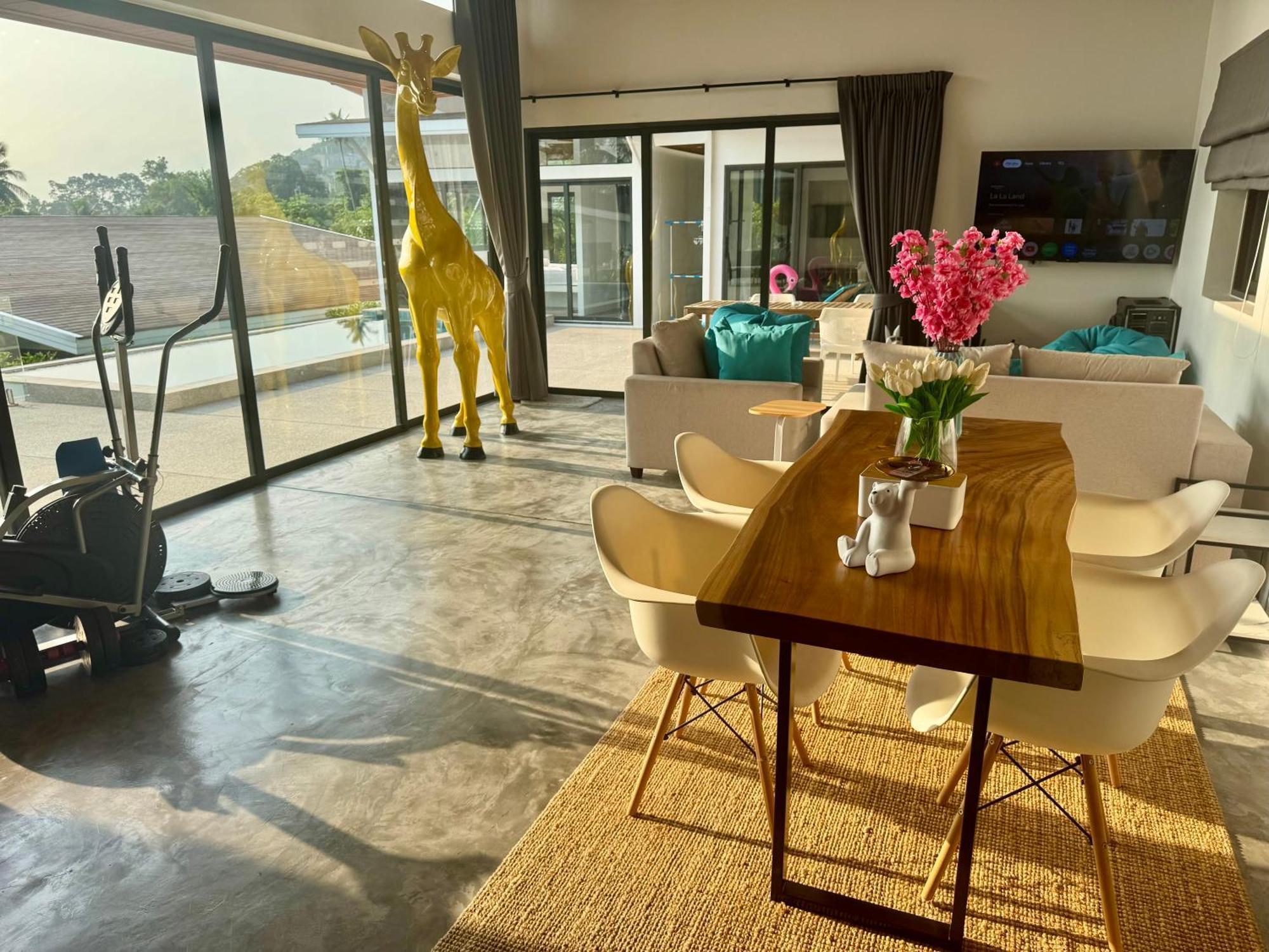Chaweng Modern 3bdr Private Pool