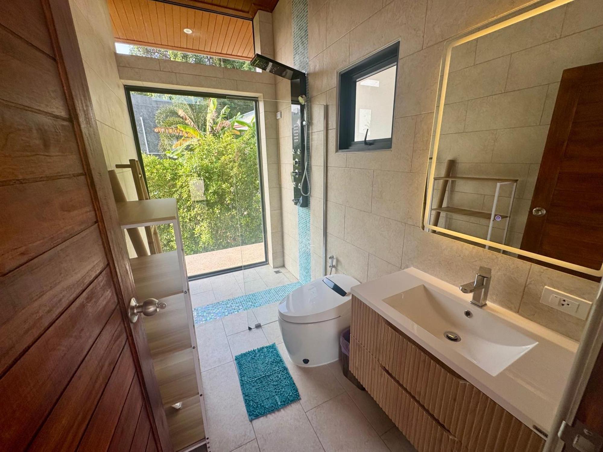 Chaweng Modern 3bdr Private Pool Villa *