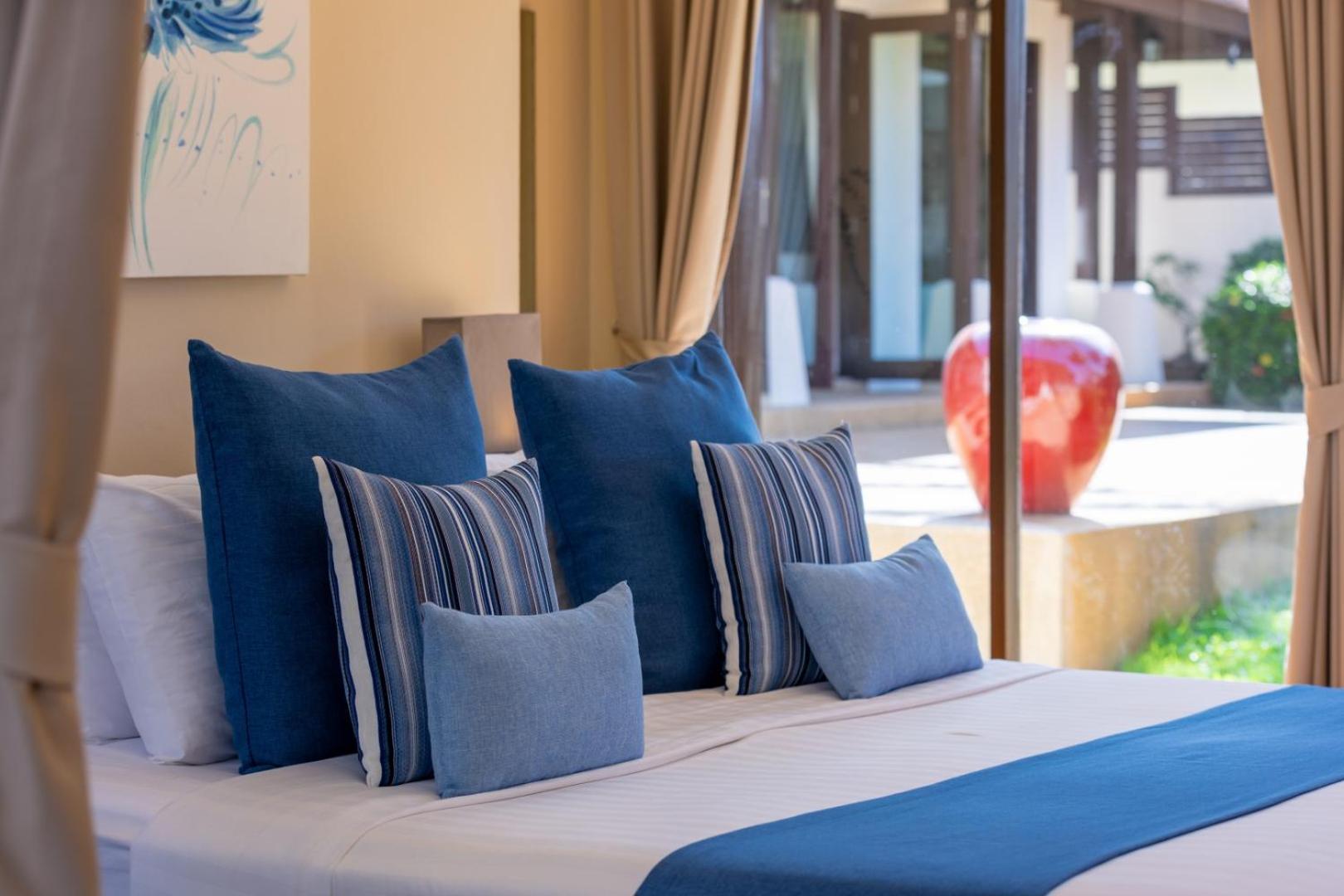 Vila Bacaya Beachfront *