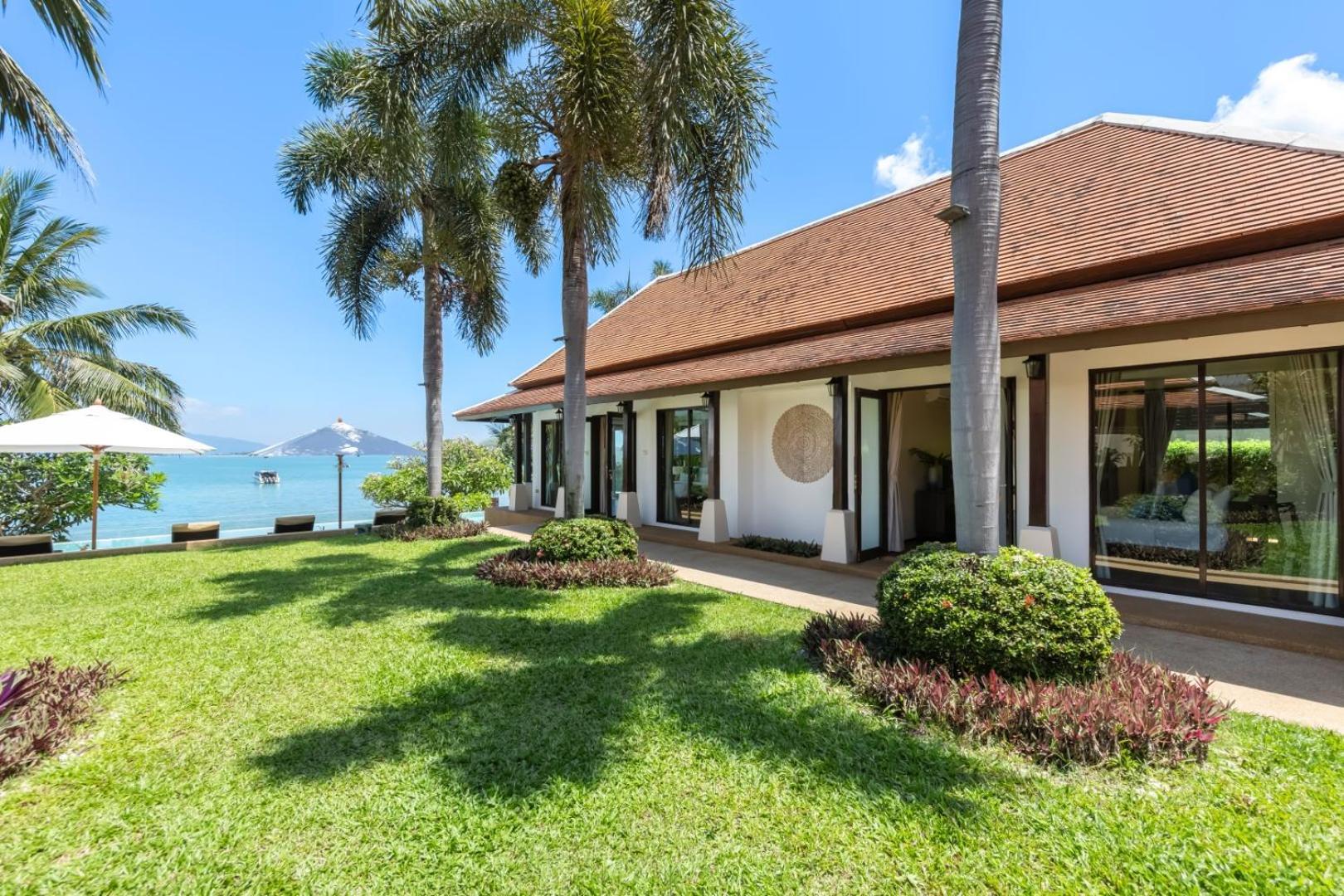 Vila Bacaya Beachfront