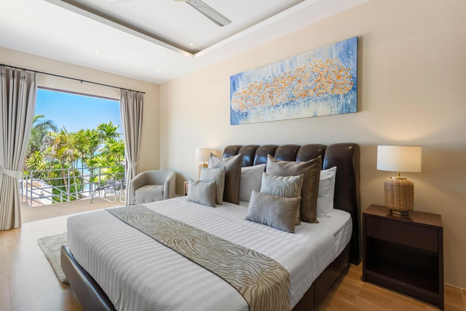 Bacaya Beachfront Vila
