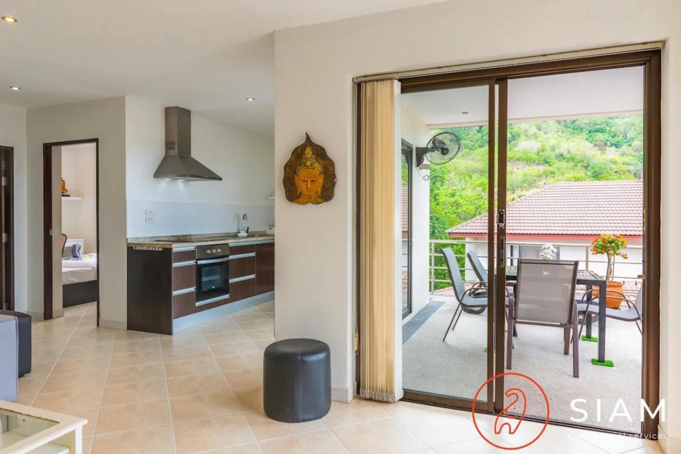 Chaweng Hill 2br & Private Pool Apartment