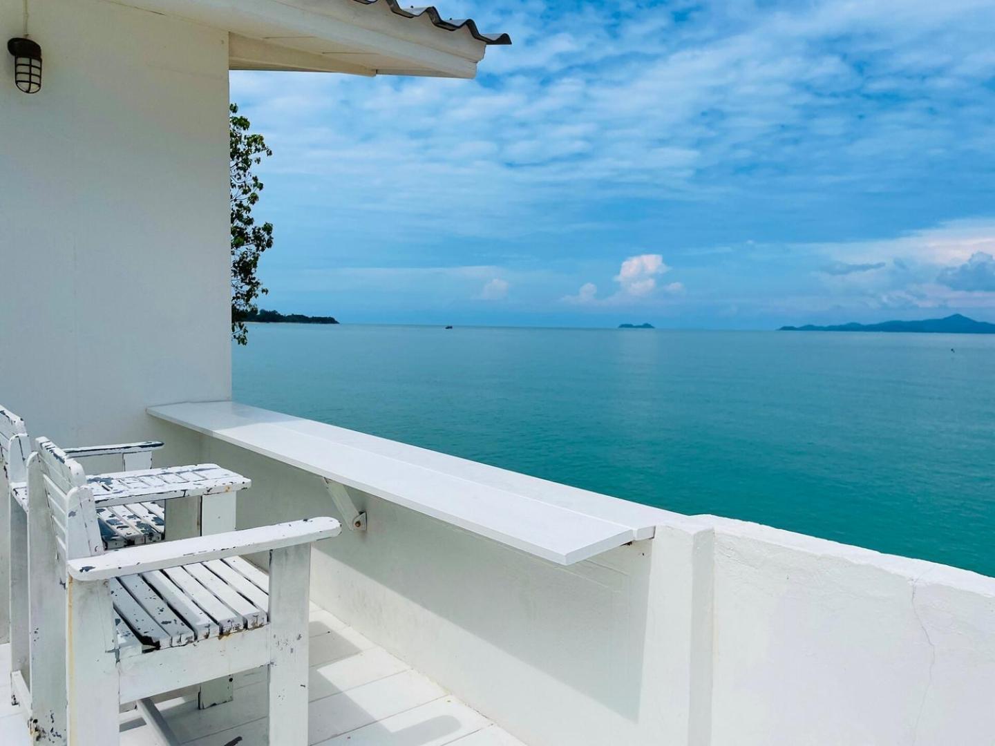 Peaceful Hideaway With Stunning View Access Mae Nam