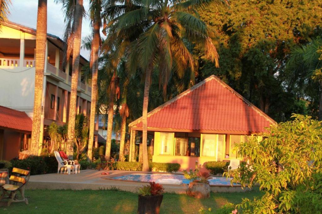 Hotel Jinta Nathon Chaweng (Koh Samui)