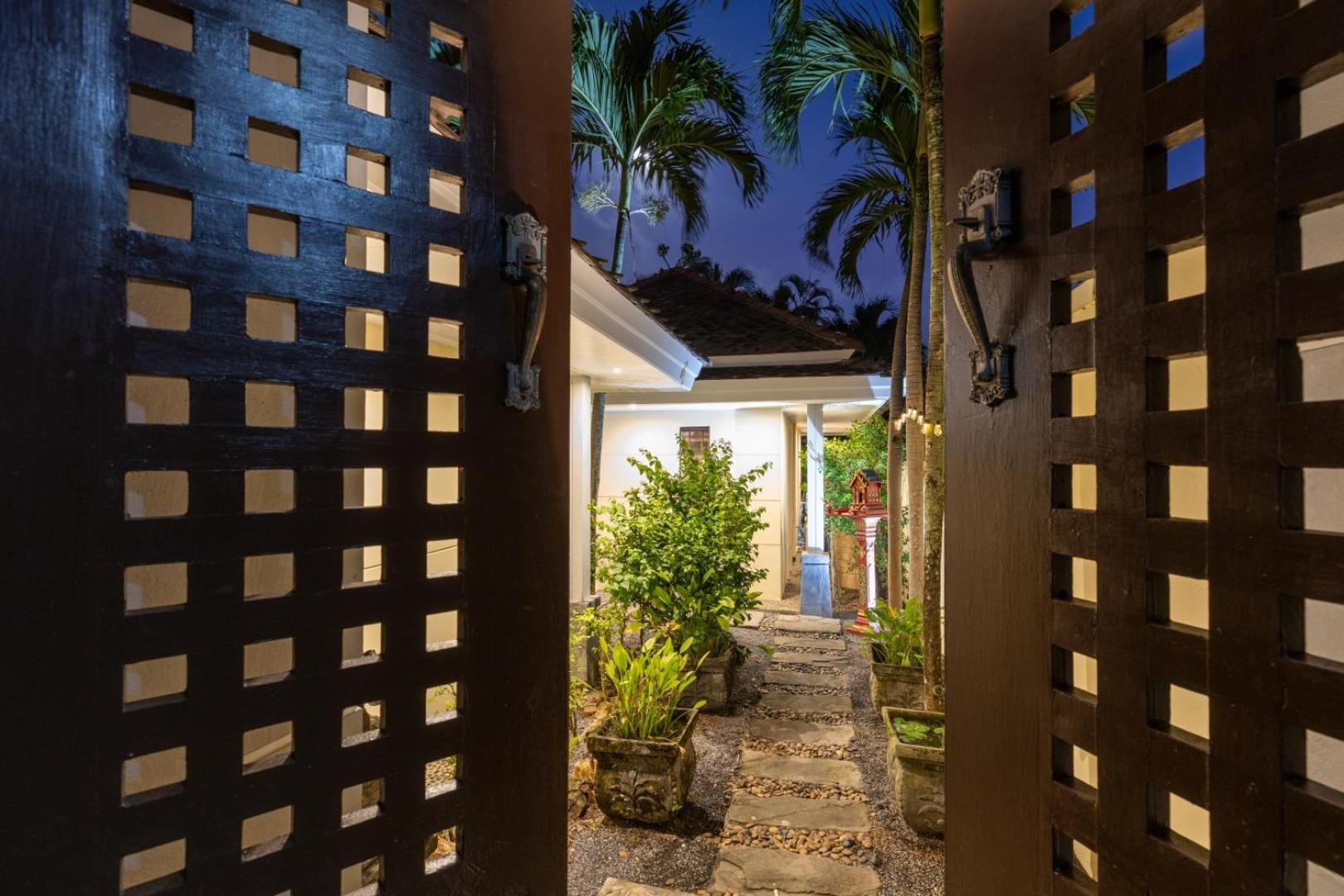 Villa Balinese Style 2 Bedrooms Close To Fisherman - Kbr33