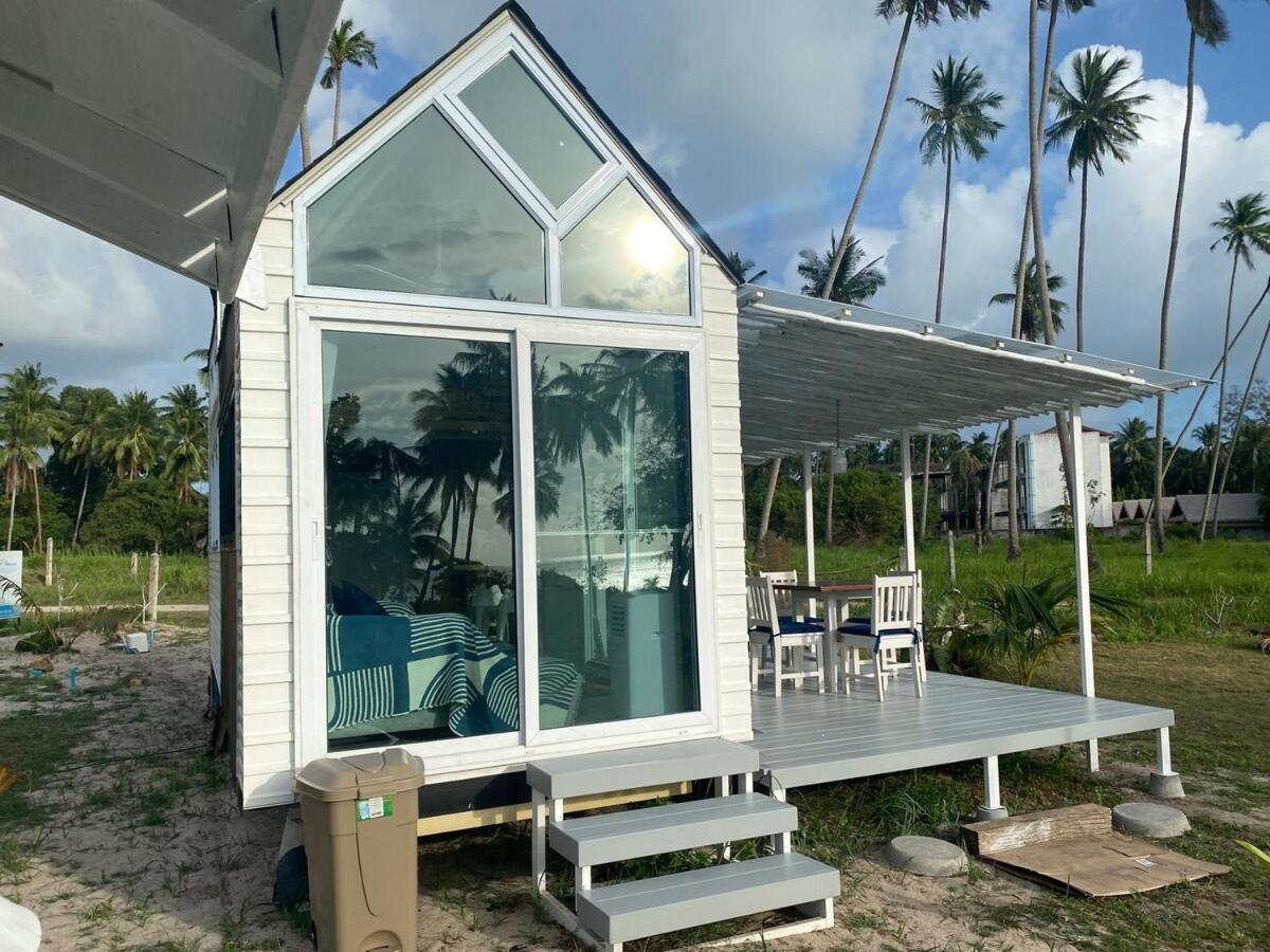 Beachfront Tiny House, Koh Samui, Thailand By Thaniie * Amphoe Koksamui
