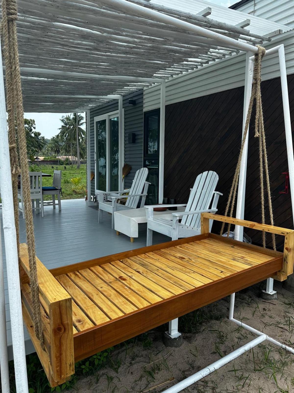 Beachfront Tiny House, Koh Samui, Thailand By Thaniie Holiday home Amphoe Koksamui