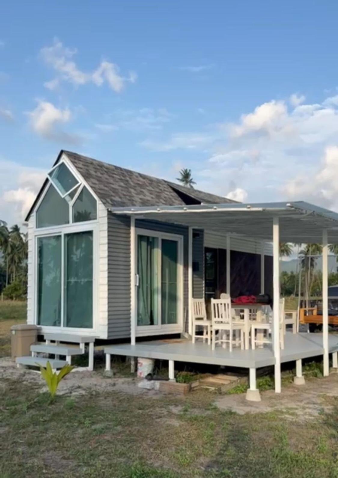 Holiday home Beachfront Tiny House, Koh Samui, Thailand By Thaniie