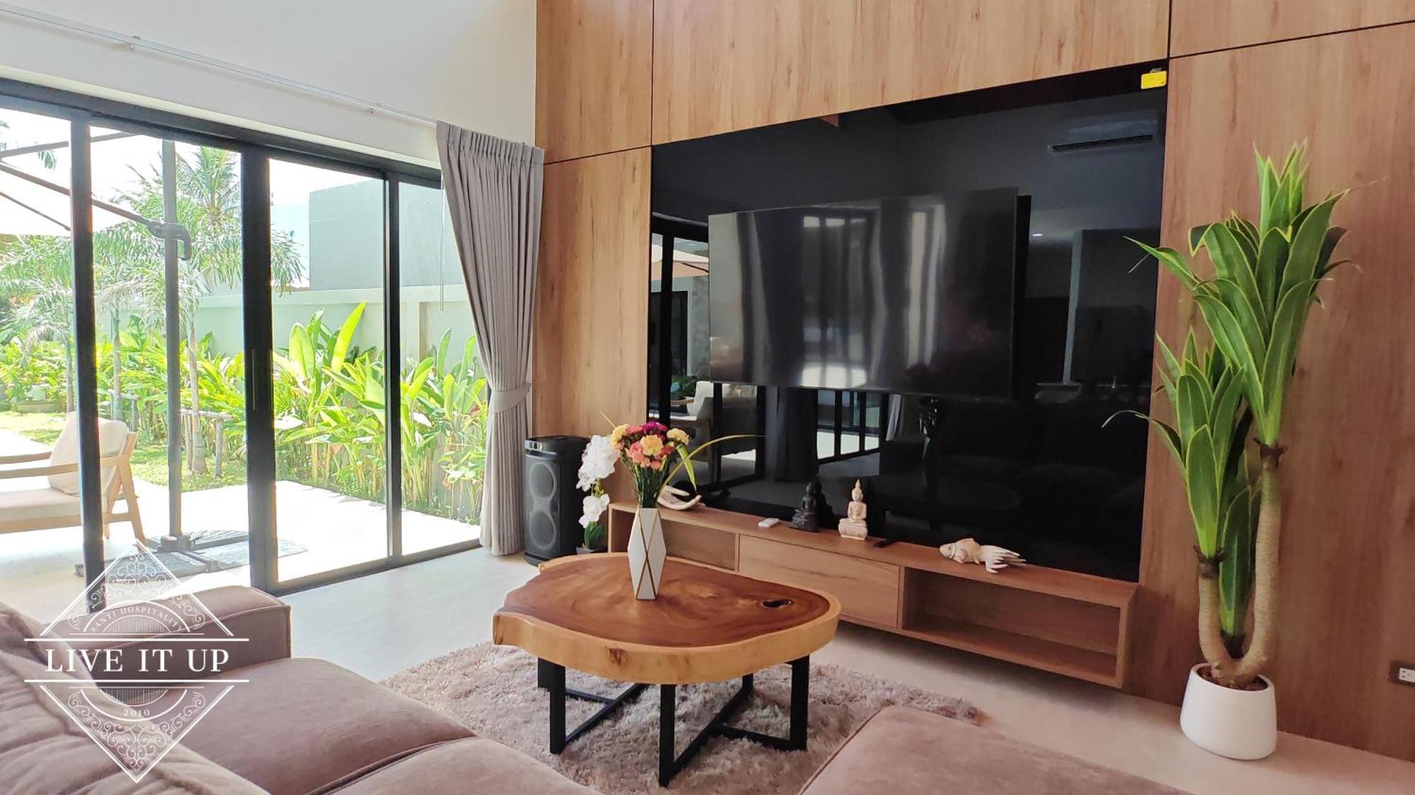 Santi Greenwood Villa *