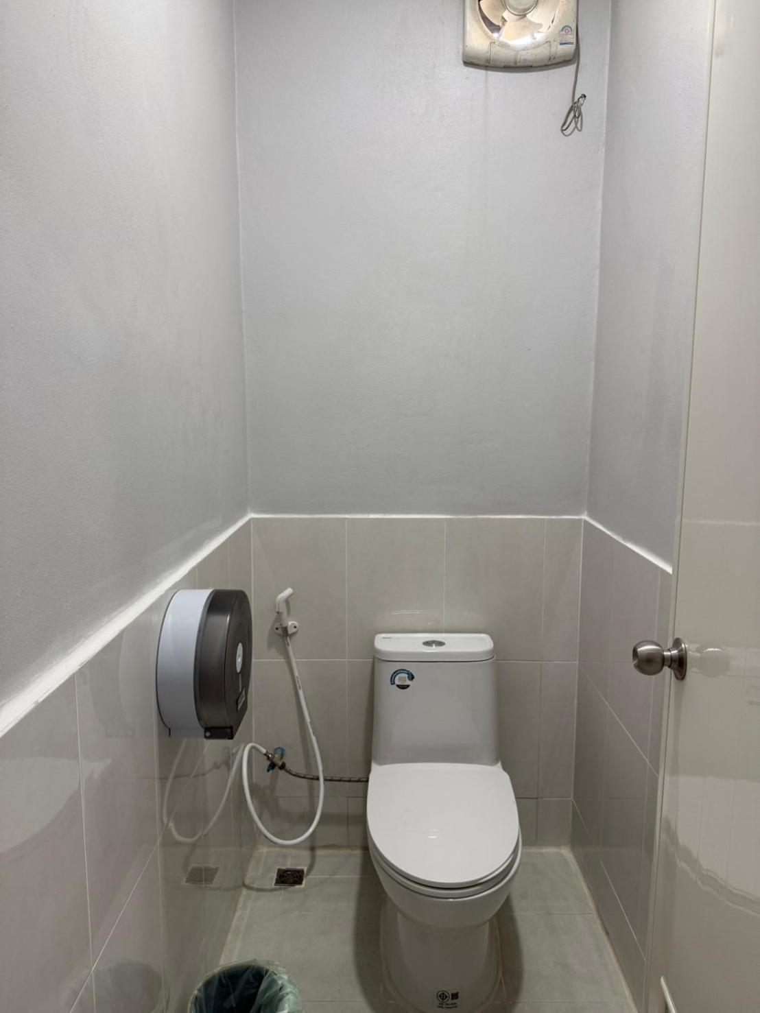 Yp Hostel *