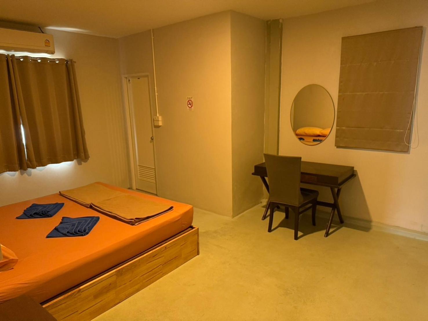 Hostel Yp *