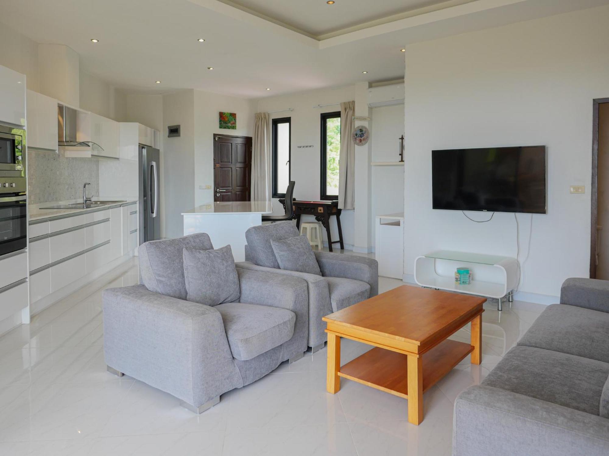 Blue Ocean 2Br Apartment Chaweng Hill *