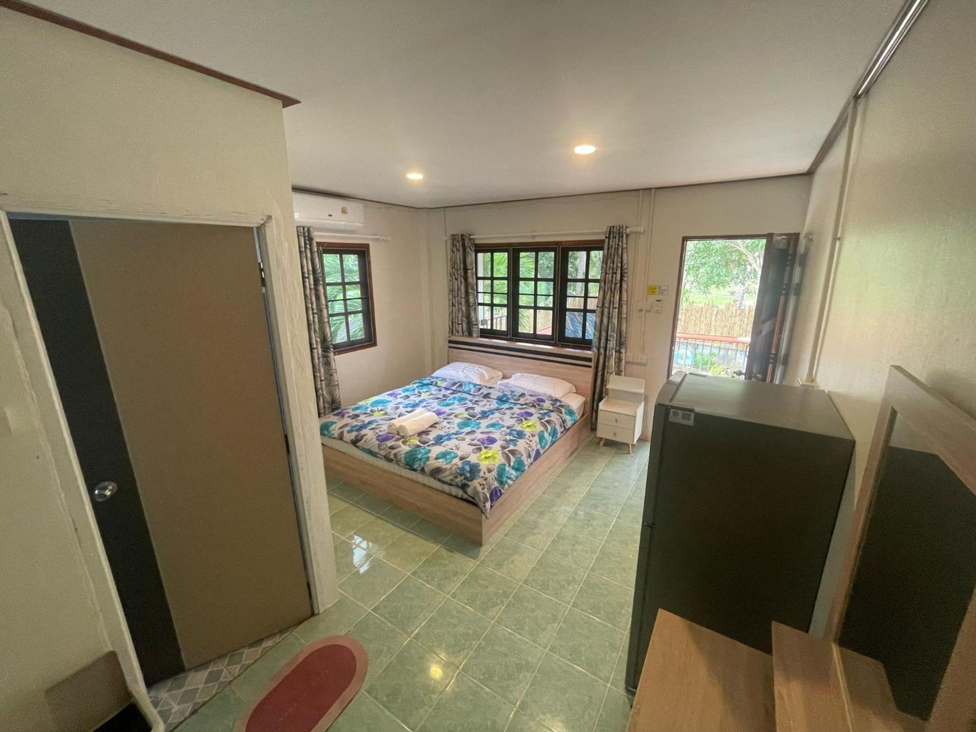 Aforetime House @ Samui Hostel *