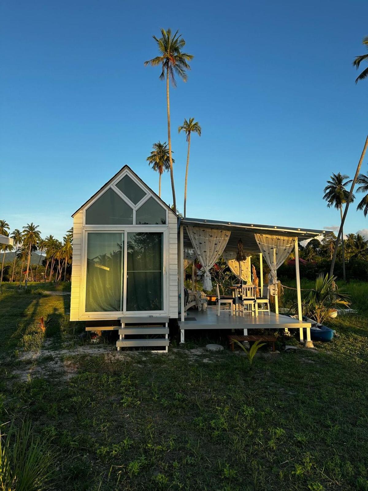 Holiday home Beachfront Tiny House, Koh Samui, Thailand By Thaniie *