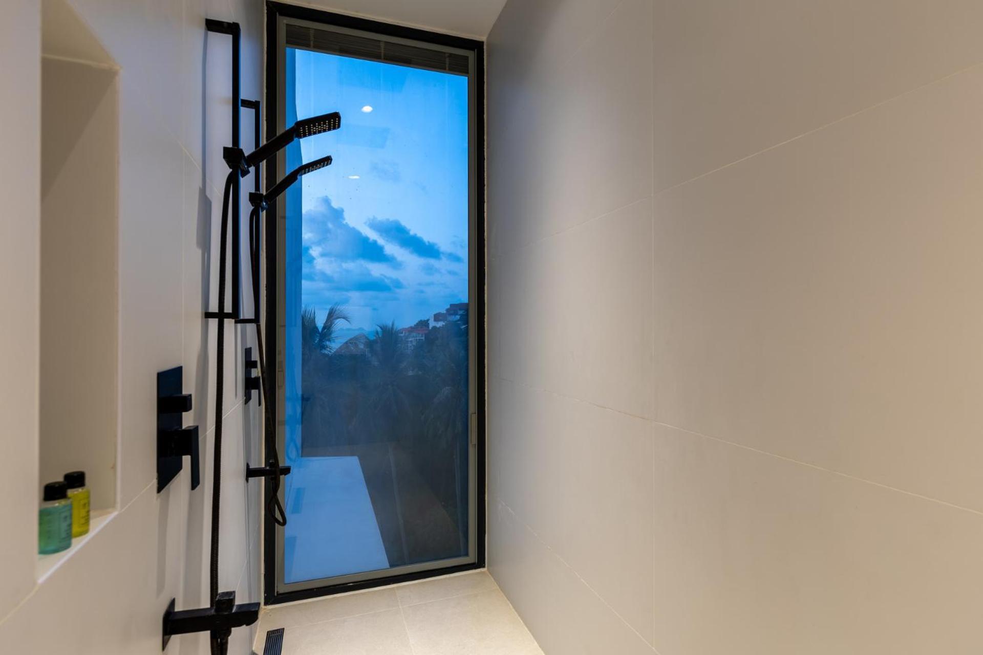 4 Bed Sea View With Breakfast - Kbr32 *