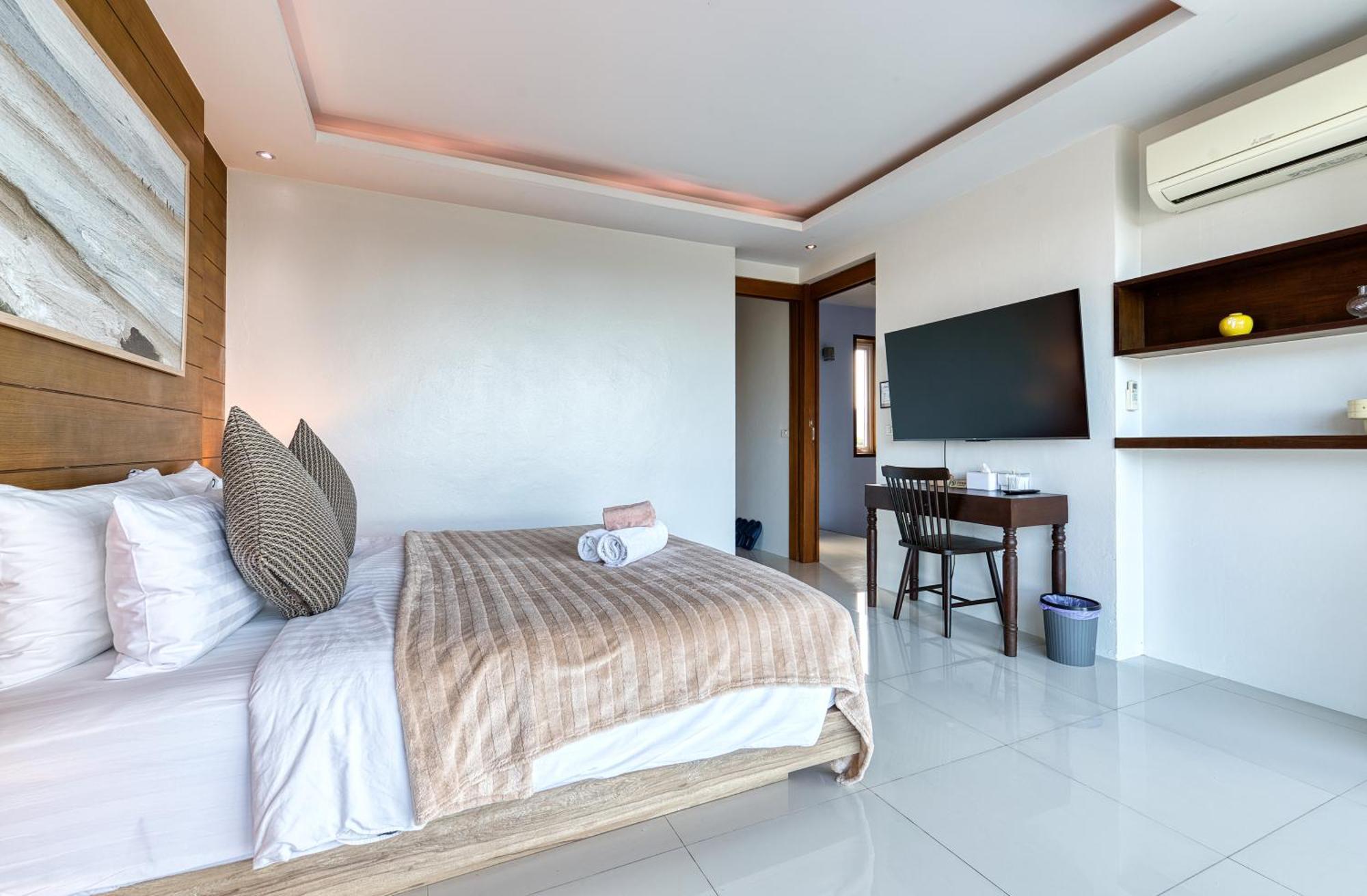 Surisa Seaview Pool Villa *