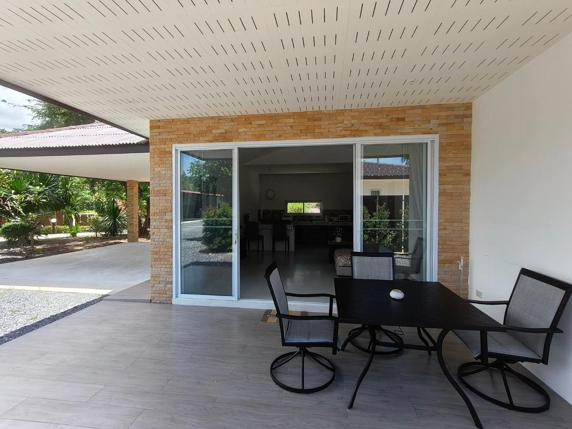 Phalarn Resort Mae Nam