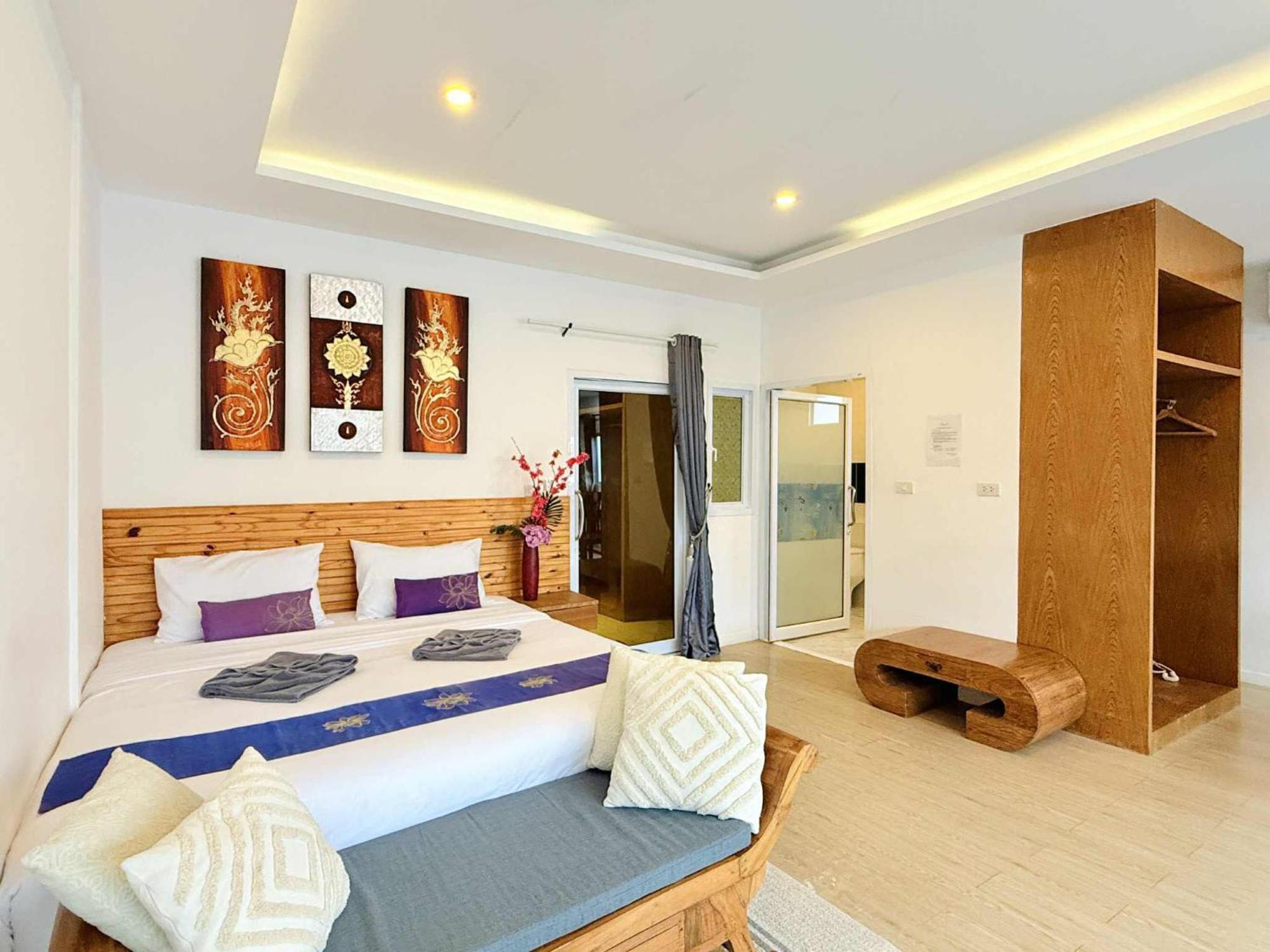 Amethyst Boutique Fisherman Village 3*