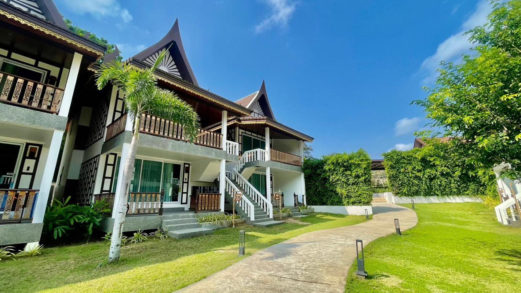 Hotel Aura Samui