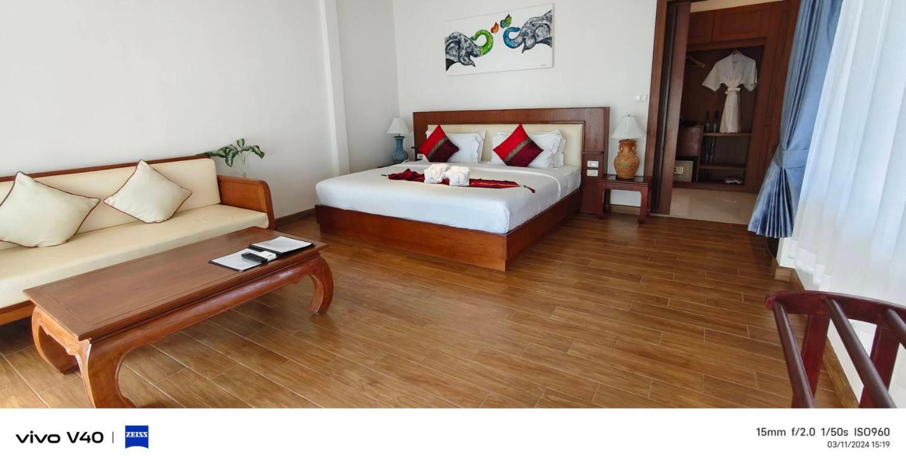 Aura Samui Hotel