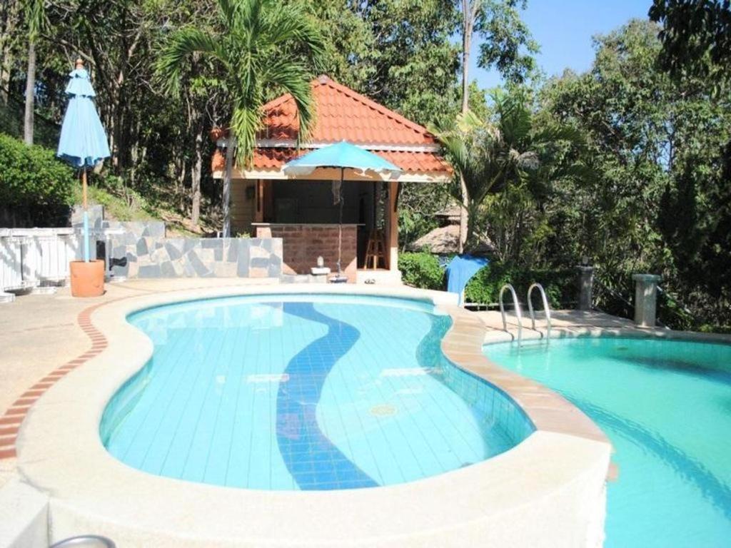 Resort Baan Suan Sook