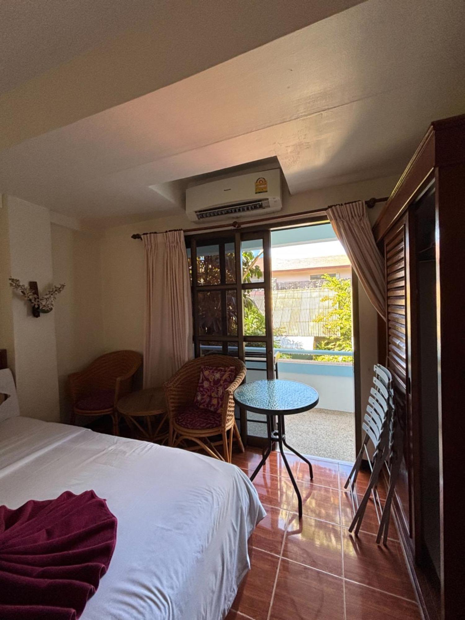 Bonny 4 Floors No Elevator Hotel Lamai Beach (Koh Samui)