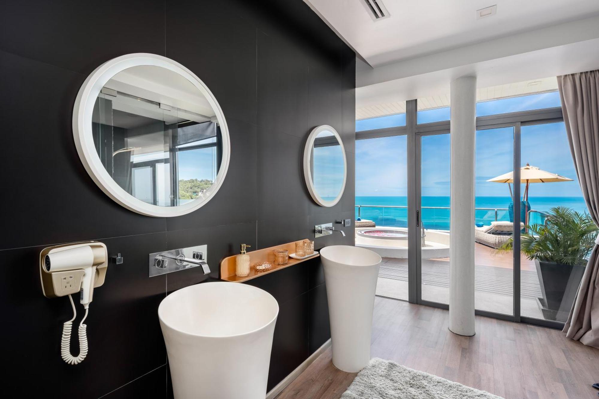 Seawadee - Luxurious, Award-winning Design With Amazing Panoramic Seaview