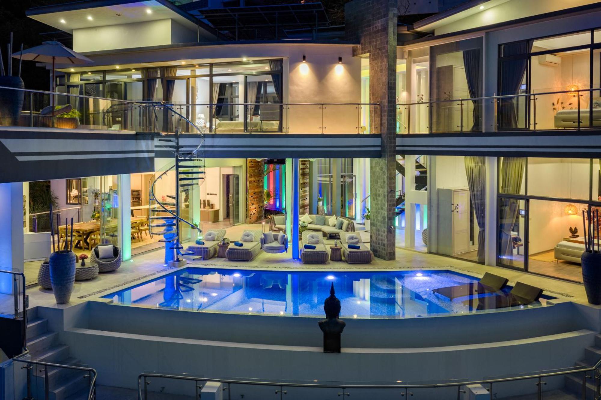 Seawadee - Luxurious, Award-winning Design With Amazing Panoramic Seaview Strand von Chaweng
