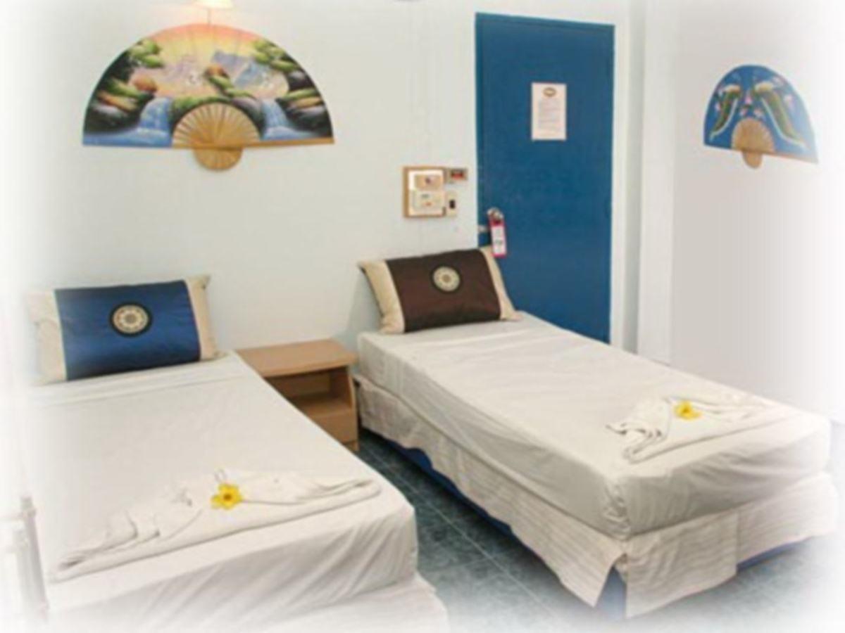 Moby Dick Hotel 2*