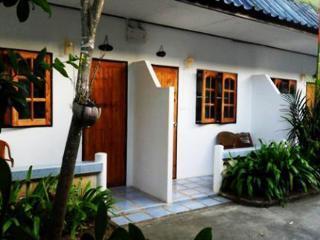 Resort Baan Rom Mai