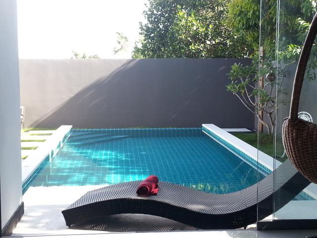 Villa Rocking Chair Pool Chaweng Beach