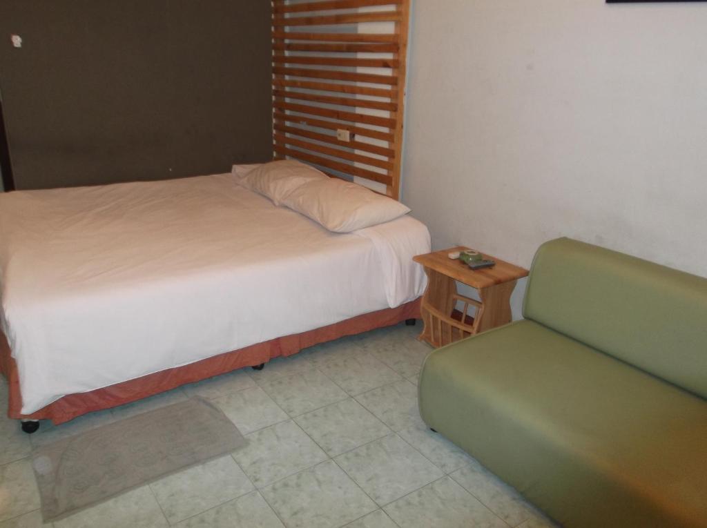 Anong Hotel Chaweng (Koh Samui)