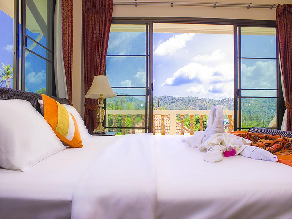Baan Dorkbua Villa *