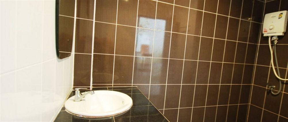 Buathong Place Apartment