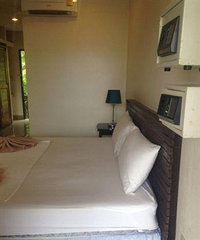 Samui Seabreeze Place Hotel 3*