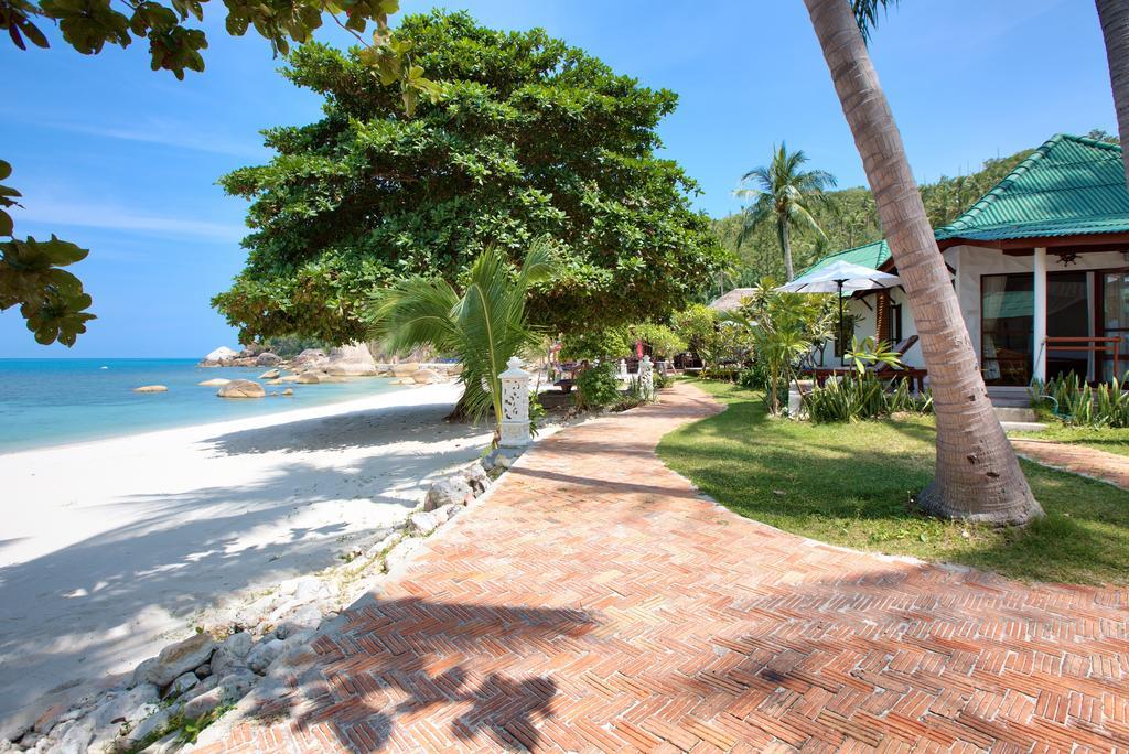 Crystal Bay Yacht Club Beach Hotel