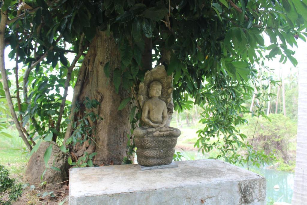 Ban Tai River Gardens Rumah percutian *