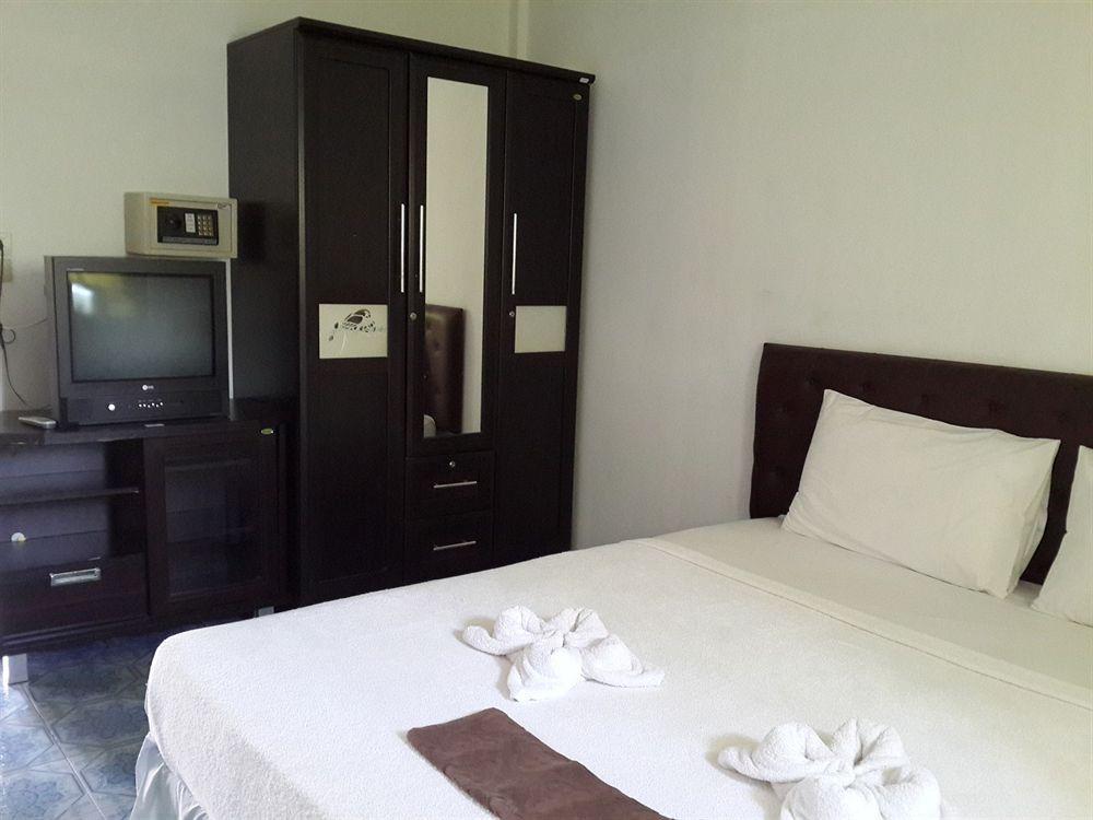 Hotel Buathong 2*