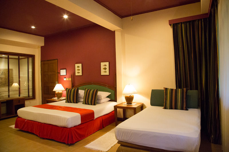Resort White House 4*