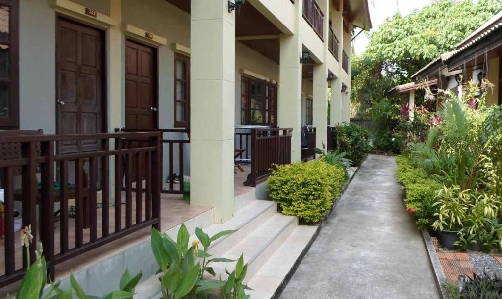 Buathong Place