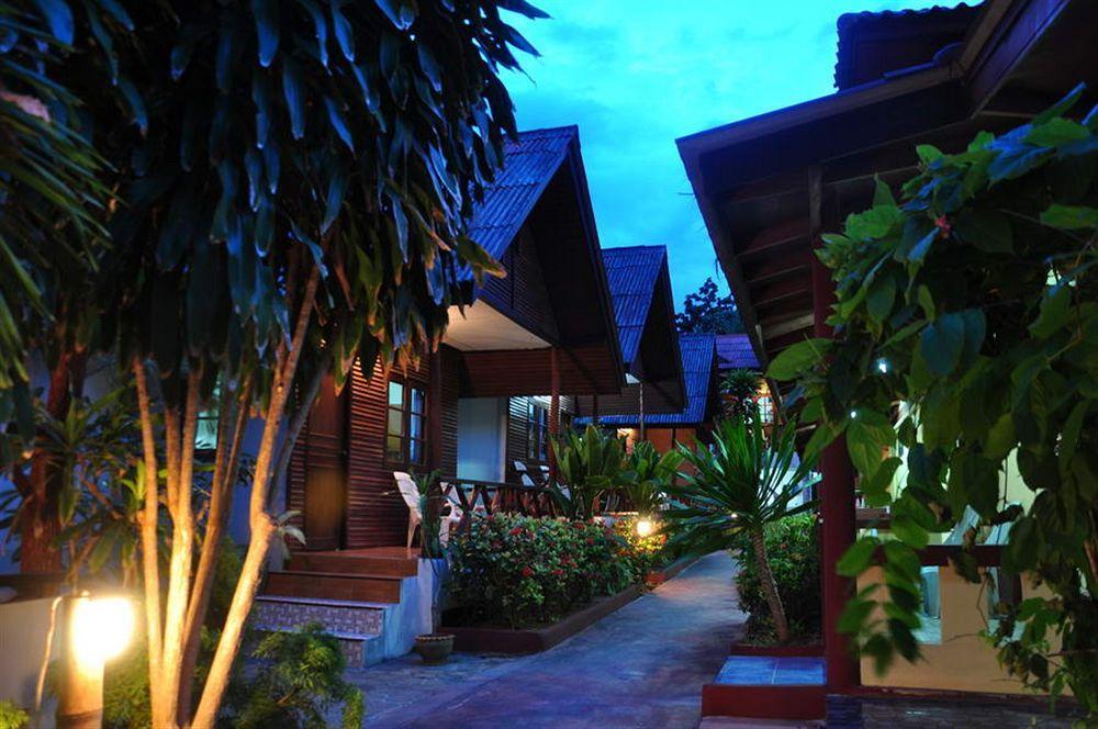 Island View Guest house 2*