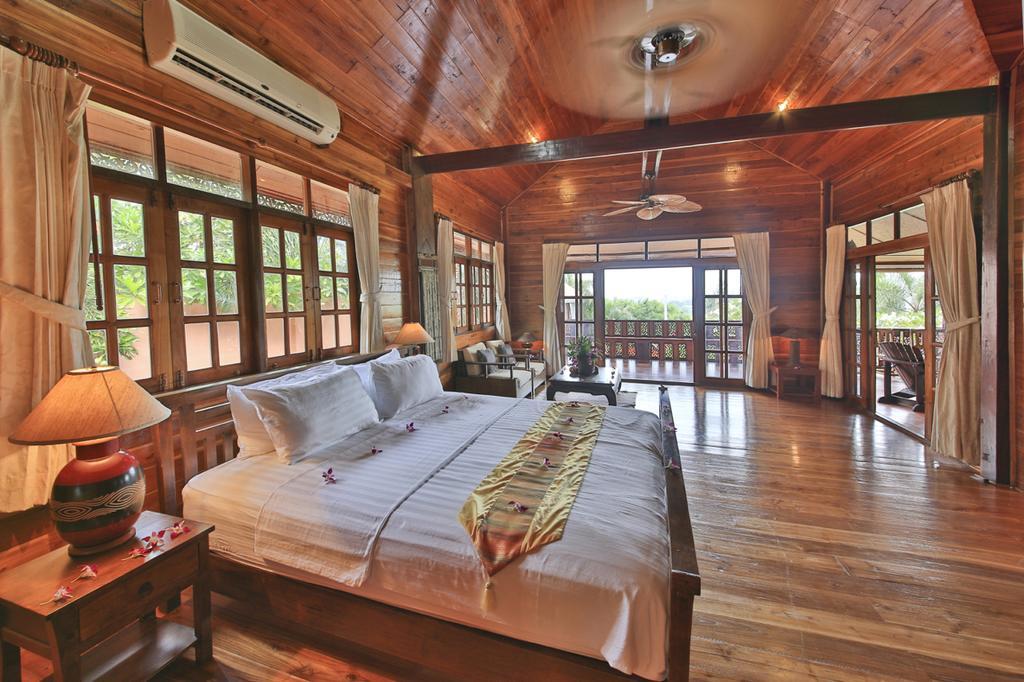 Paradise Island Estate Resort 4*