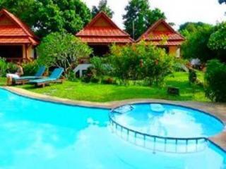 Resort Green Villa 2*