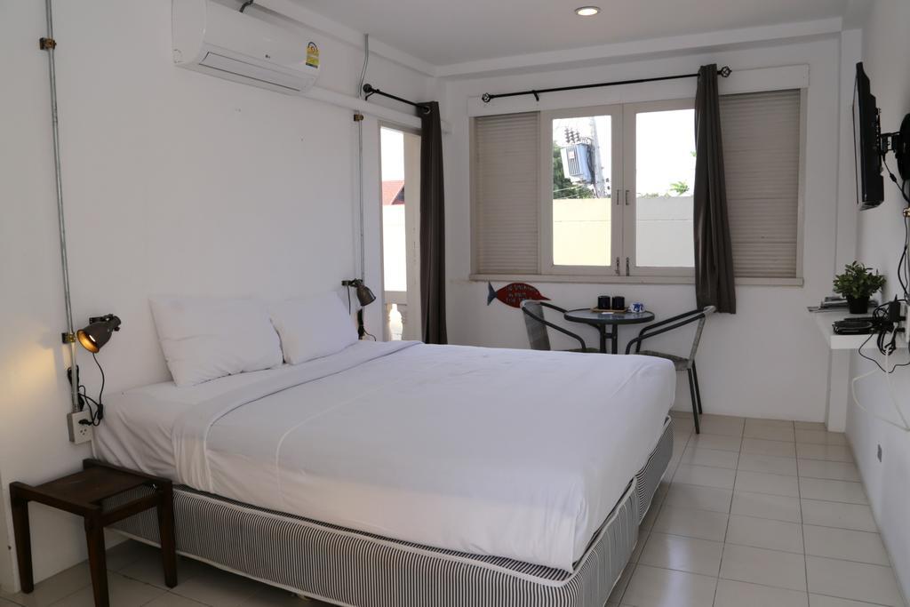 Albergue The Pier *