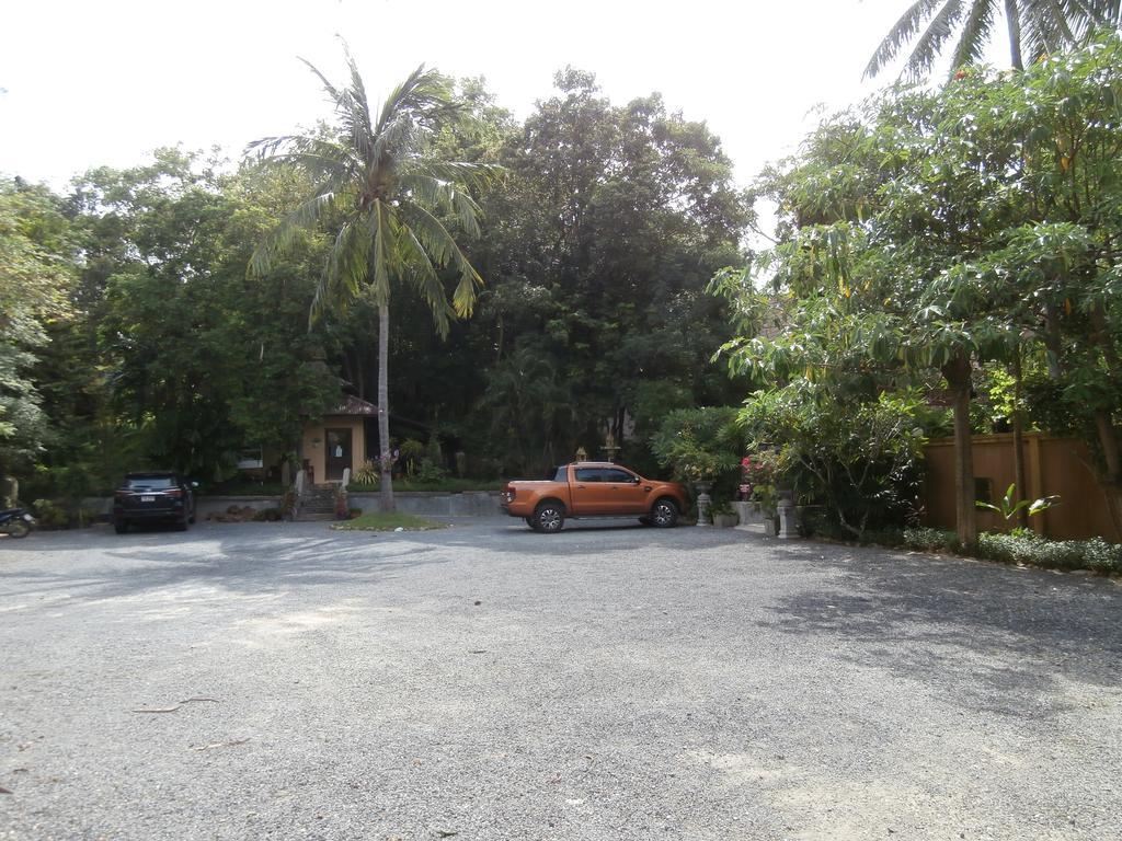 Baan Laem Noi Villa's * Mae Nam