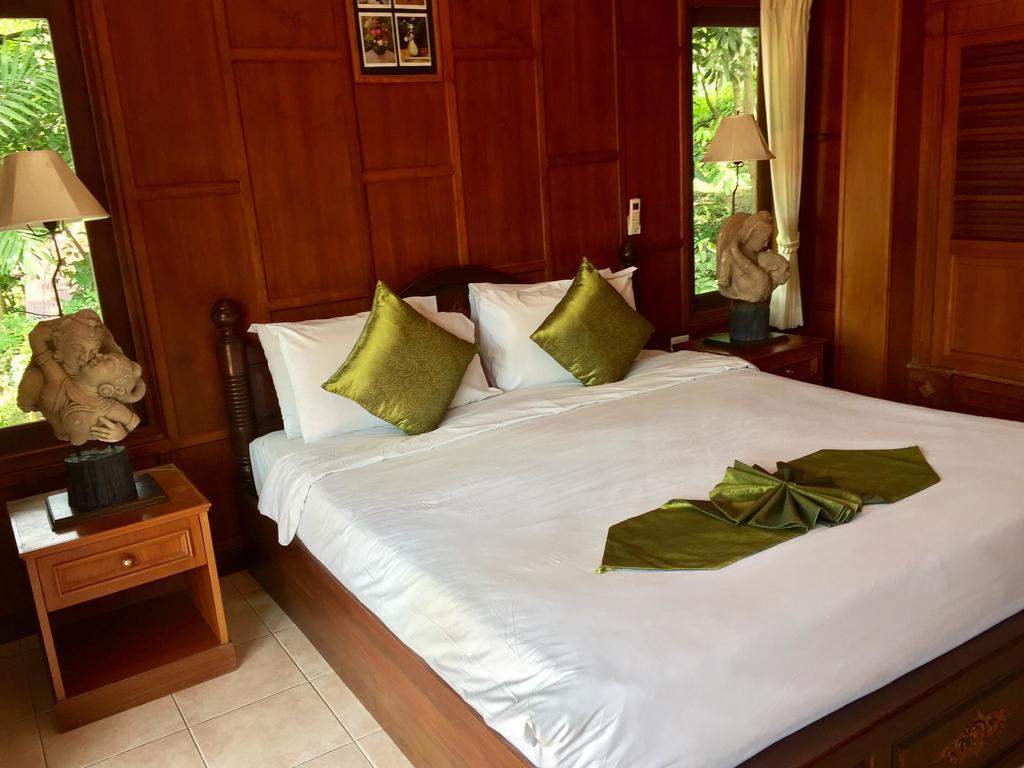Baan Laem Noi Villa's Holiday home