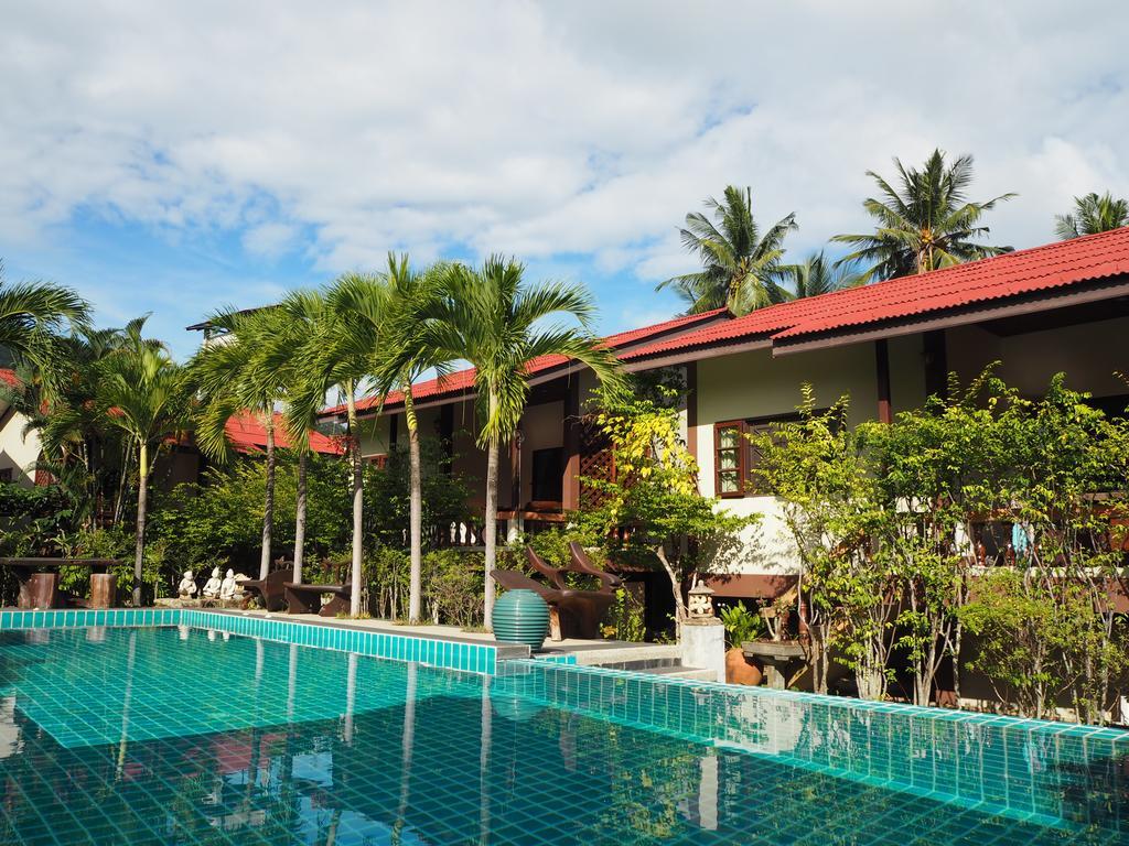 Resort Baan Sala Lung Dam Bophut