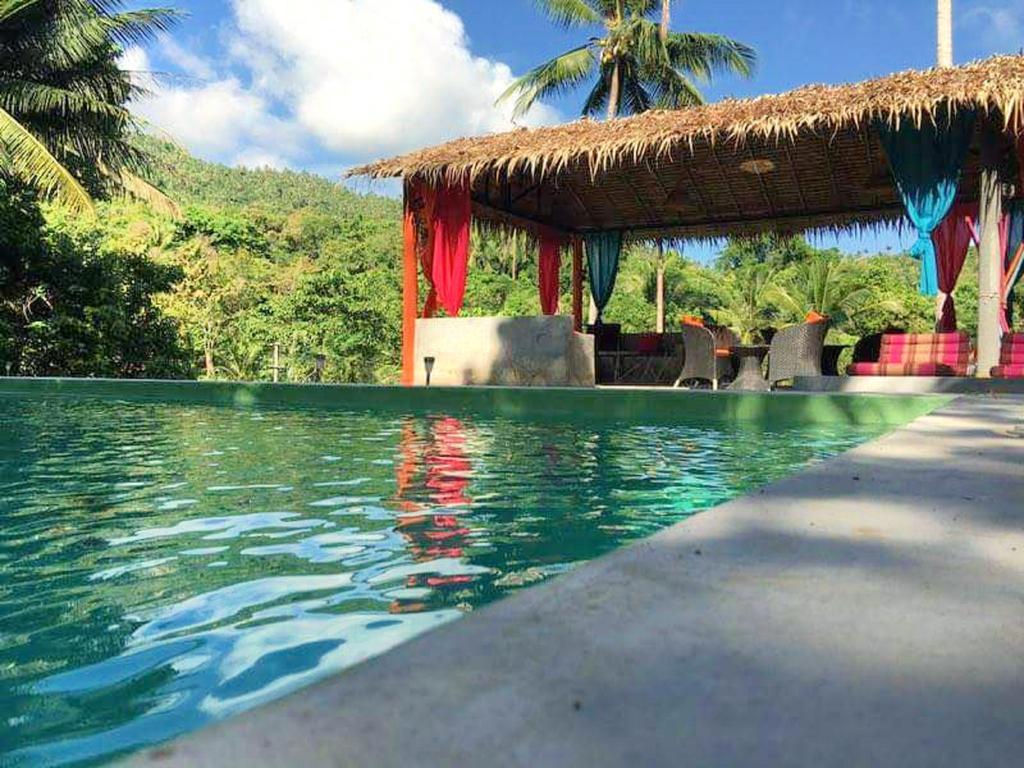 Mali Samui Hotel 3*