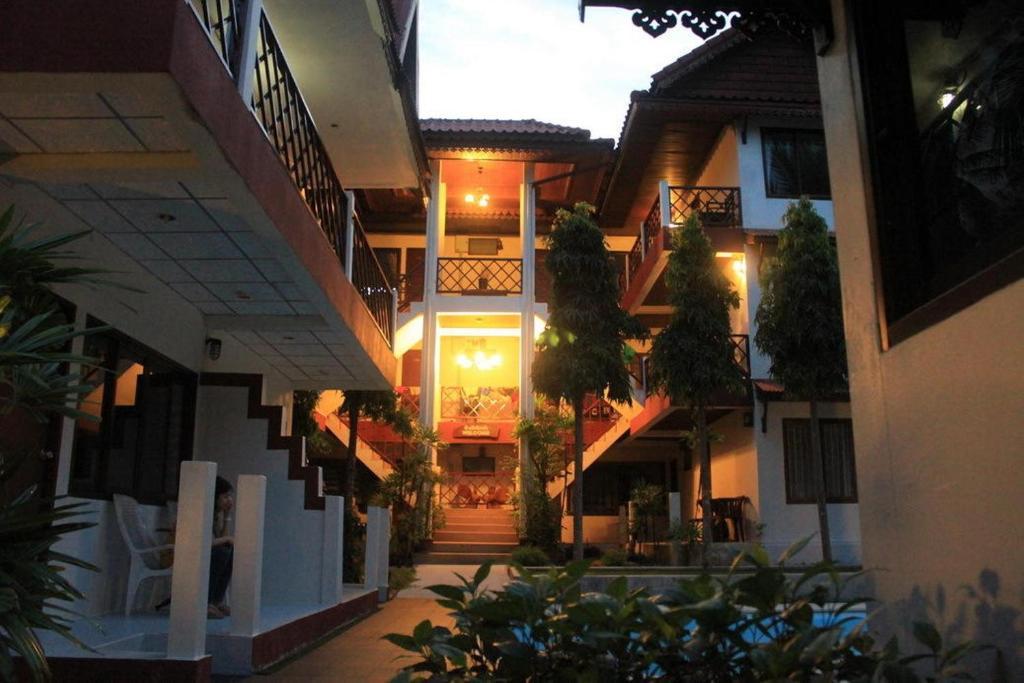 Hotel Chaweng Noi