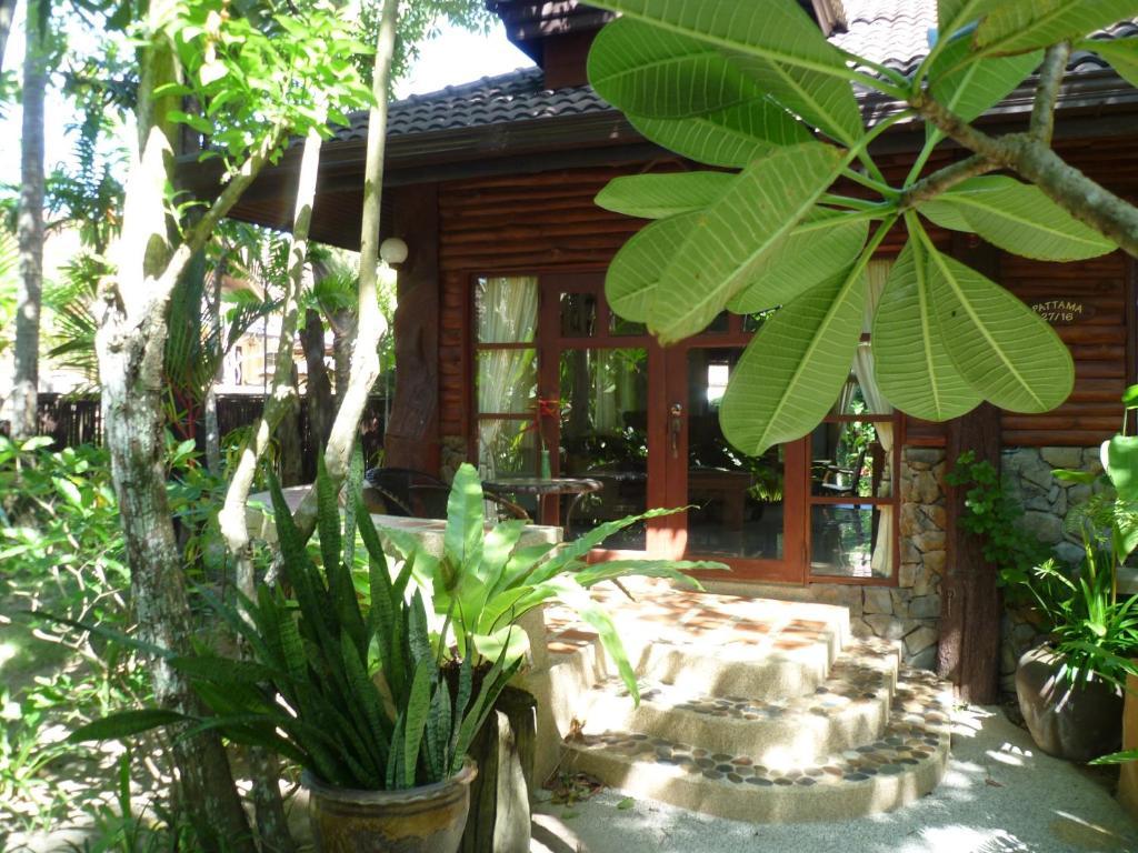 Samui Tropical Mae Nam